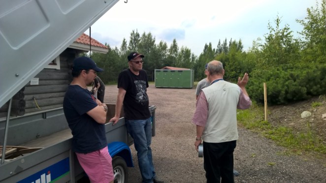 ... ja lopuksi oli jäljellä vain koko komeuden purkaminen.