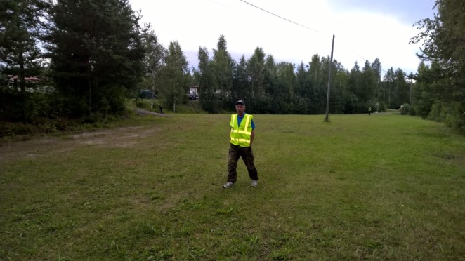 Aamun alkaessa parkkipaikoilla oli vielä hyvin tilaa...